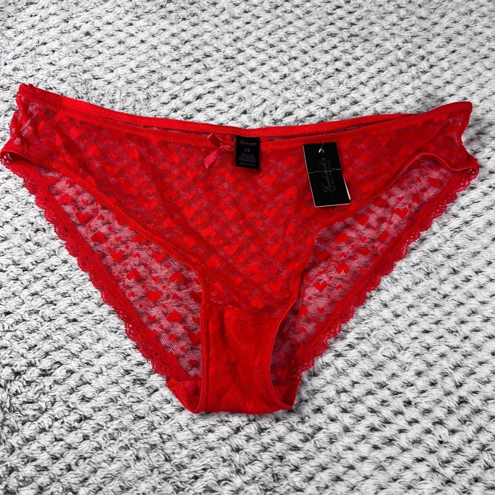 Fredericks of Hollywood Women's Red Heart Lace Bikini Panty Valentine Day 1X NWT